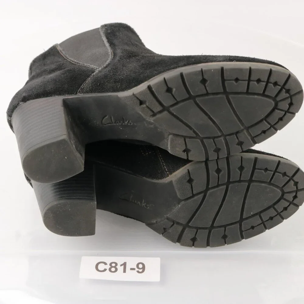 Clarks Women's Pause Camelia Boot Size 7 Chelsea Black Suede Block Heel Comfy - Picture 9 of 13